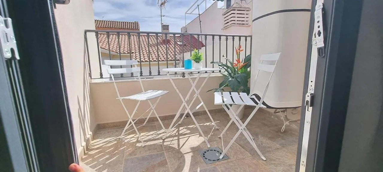Malaga A Tu Ritmo! Edificio Muy Tranquilo Y Moderno! Daire